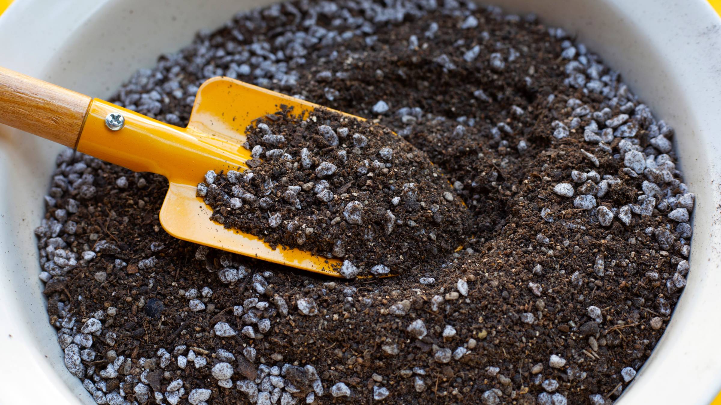 using lava rock for soil additive