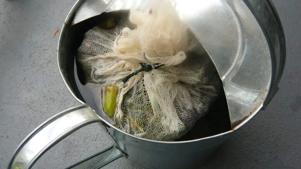 are tea bags good for compost